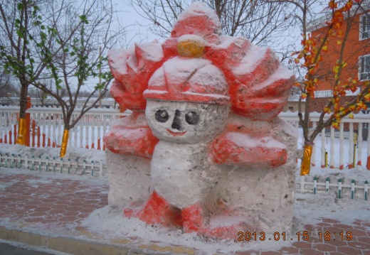 150团团部雪雕